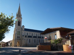 L'église de Carcans Ville