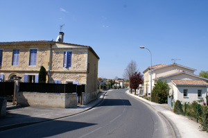 La mairie de Saint Médard d'Eyrans