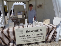 Thierry Brun Tailleur de Pierre Patrimoine - savoir faire artisanat à Savignac-de-l-Isle