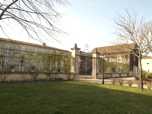 chateau Canon
