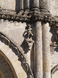 tireur d'épine église de petit palais et cornemps