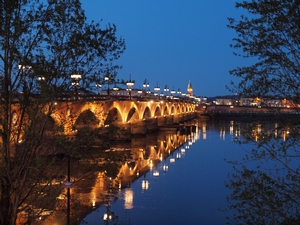 le Pont de pierre