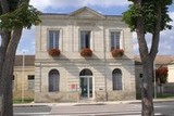 CADAUJAC : la Mairie de CADAUJAC en Gironde