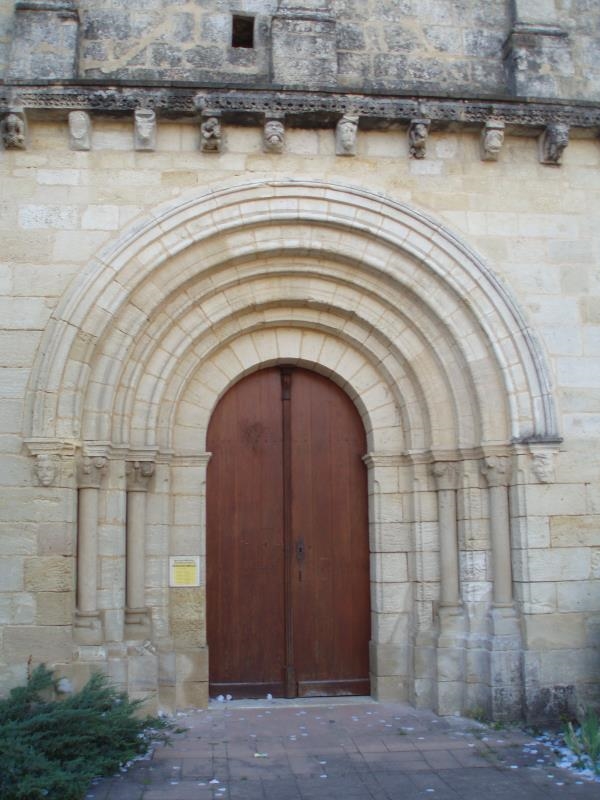 Le portail de L'église
