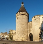 Libourne Tour du vieux port