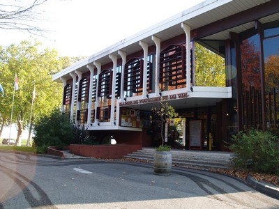 PAUILLAC : L'office de tourisme et la maison du vin