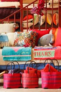 Bages Bazaar au village de Bages